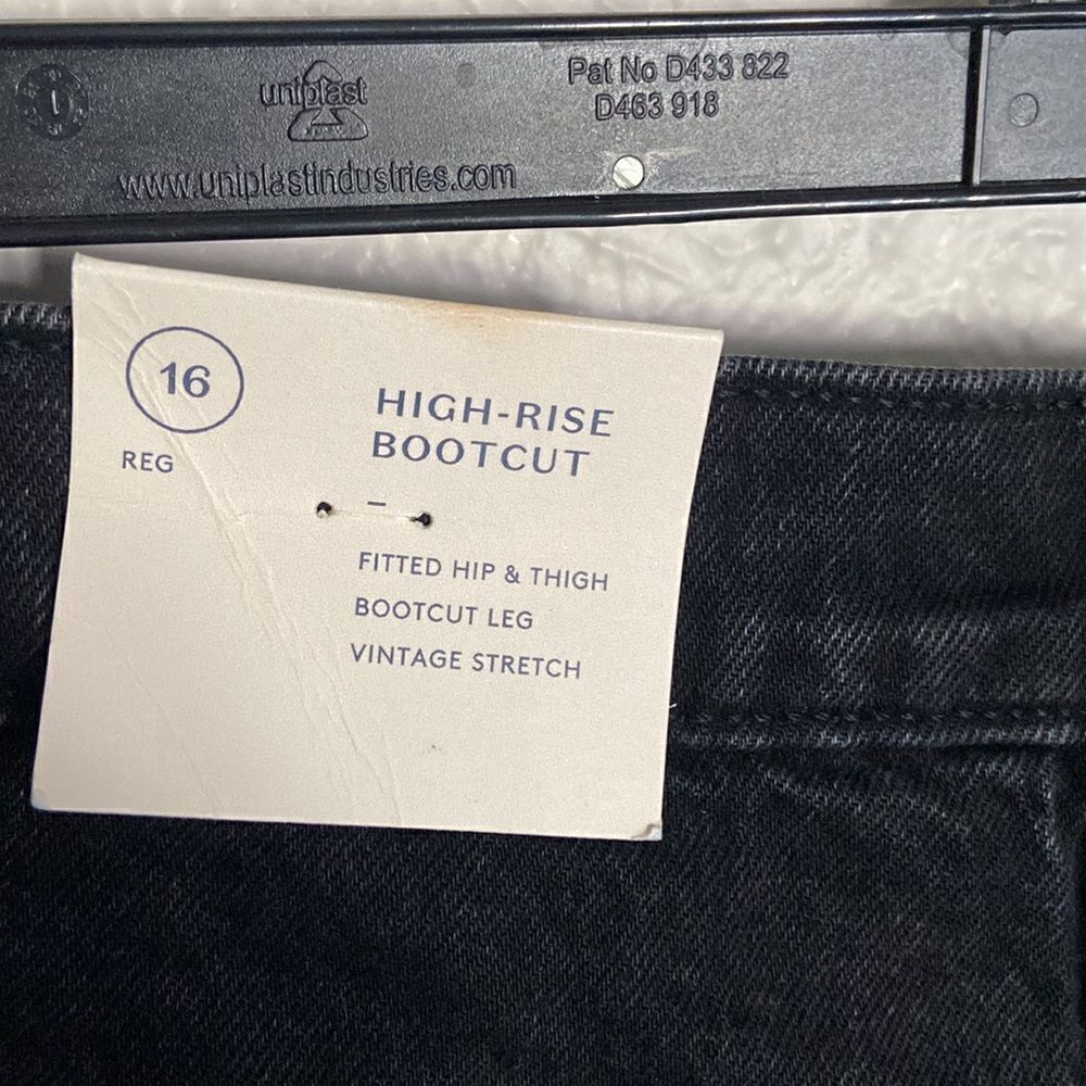 Women's High-Rise Bootcut Jeans - Universal Thread™ Black - Picture 8 of 15